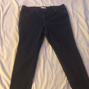 LOFT MODERN SKINNY PETITE JEANS IN SIZE 32/14